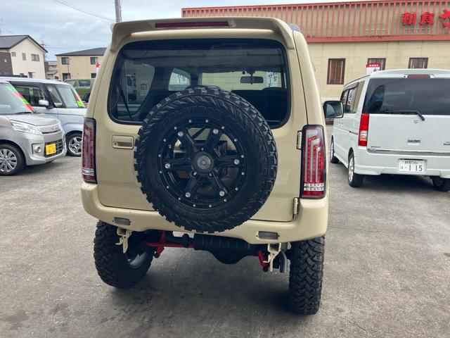 ジムニー XC リフトアップ マッドタイヤ アルミホイール オールペイント 社外テール 社外バンパー 5速マニュアル 4WD ターボ 5MT(10枚目)