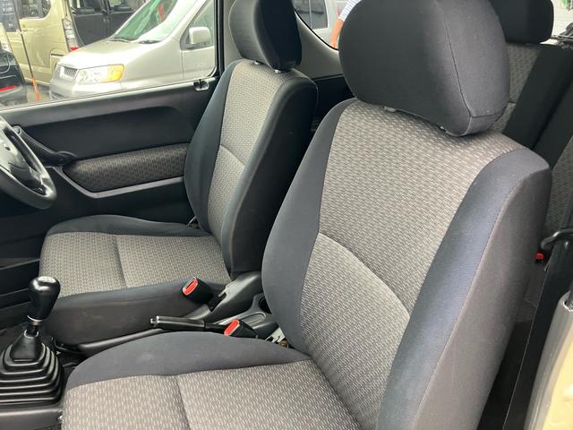 ジムニー XC リフトアップ マッドタイヤ アルミホイール オールペイント 社外テール 社外バンパー 5速マニュアル 4WD ターボ 5MT(34枚目)