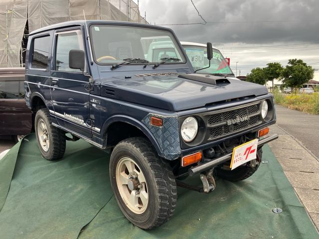 ジムニー  リフトアップ アルミホイール オートマ 社外ステアリング シート マフラー バンパー(3枚目)