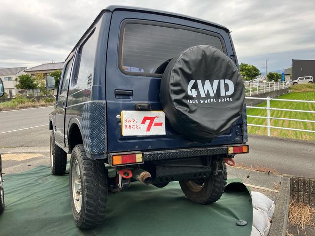 ジムニー  リフトアップ アルミホイール オートマ 社外ステアリング シート マフラー バンパー(8枚目)