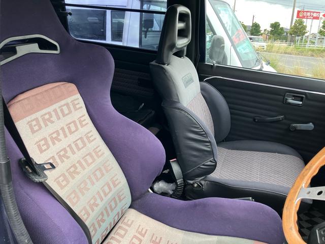 ジムニー  リフトアップ アルミホイール オートマ 社外ステアリング シート マフラー バンパー(13枚目)