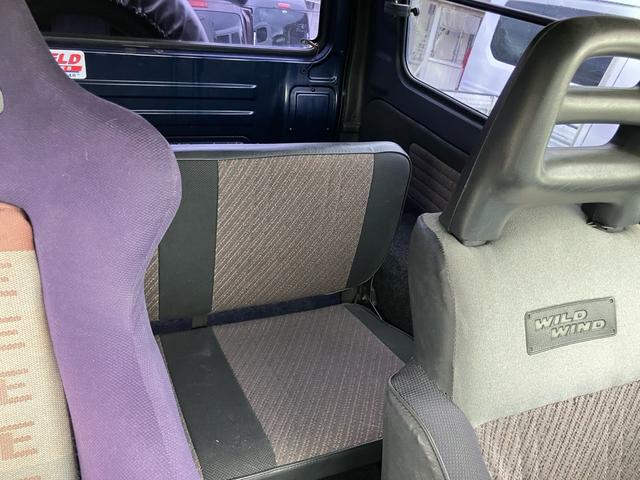 ジムニー  リフトアップ アルミホイール オートマ 社外ステアリング シート マフラー バンパー(17枚目)