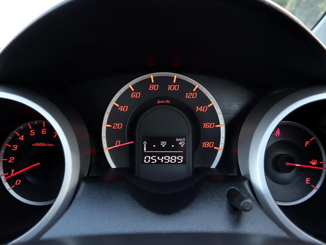 G ETC 禁煙車 CD再生可能 記録簿付き 1年保証 浜松フィット 浜松コンパクトカー 浜松中古車(17枚目)