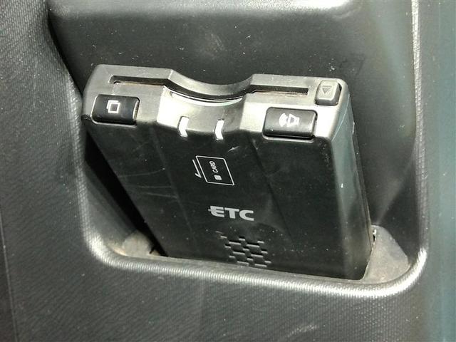 アクア Ｇ　ハイブリッド　横滑り防止機能　ＡＢＳ　エアバッグ　バックカメラ　ＥＴＣ　ミュージックプレイヤー接続可　ＣＤ　キーレス　フル装備　オートマ（16枚目）