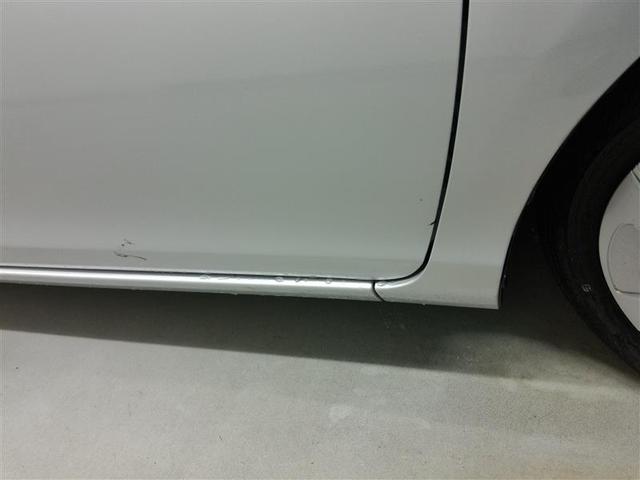 アクア Ｌ　ハイブリッド　ワンオーナー　横滑り防止機能　ＡＢＳ　エアバッグ　盗難防止装置　ＥＴＣ　ドラレコ　ＣＤ　キーレス　フル装備　オートマ（6枚目）