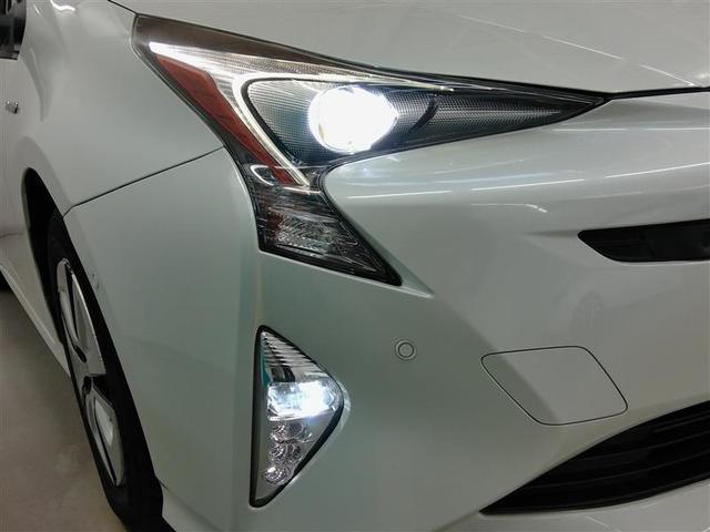 プリウス Ａ　ハイブリッド　ワンオーナー　安全装備　衝突被害軽減システム　横滑り防止機能　ＡＢＳ　エアバッグ　オートクルーズコントロール　盗難防止装置　バックカメラ　ＥＴＣ　ドラレコ　ミュージックプレイヤー接続可（5枚目）