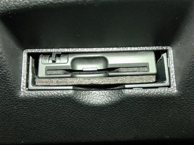 プリウス Ａ　ハイブリッド　ワンオーナー　安全装備　衝突被害軽減システム　横滑り防止機能　ＡＢＳ　エアバッグ　オートクルーズコントロール　盗難防止装置　バックカメラ　ＥＴＣ　ドラレコ　ミュージックプレイヤー接続可（17枚目）