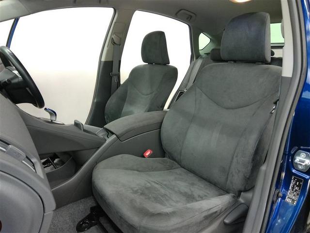 プリウス Ｇツーリングセレクション　ハイブリッド　ワンオーナー　安全装備　横滑り防止機能　ＡＢＳ　エアバッグ　オートクルーズコントロール　盗難防止装置　ナビ　バックカメラ　ＥＴＣ　ミュージックプレイヤー接続可　ＣＤ　スマートキー（23枚目）