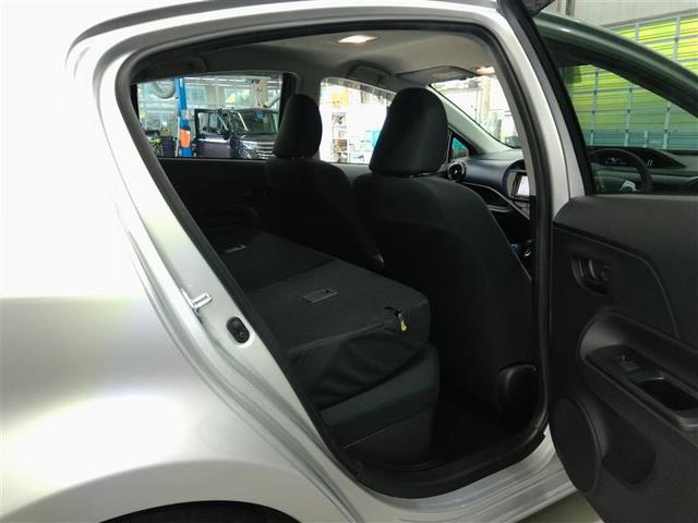 アクア Ｓ　ハイブリッド　ワンオーナー　横滑り防止機能　ＡＢＳ　エアバッグ　盗難防止装置　バックカメラ　ＥＴＣ　ミュージックプレイヤー接続可　ＣＤ　スマートキー　キーレス　フル装備　オートマ（26枚目）