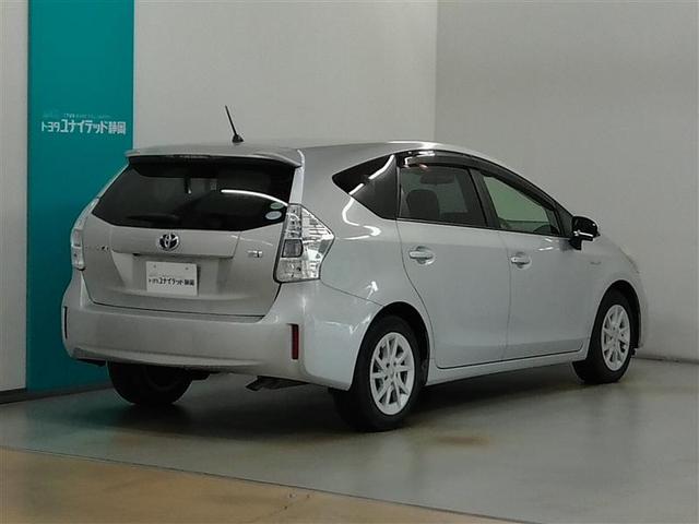 プリウスアルファ Ｓ　ハイブリッド　ワンオーナー　安全装備　横滑り防止機能　ＡＢＳ　エアバッグ　盗難防止装置　バックカメラ　ＥＴＣ　ミュージックプレイヤー接続可　ＣＤ　スマートキー　キーレス　フル装備　アルミホイール（8枚目）