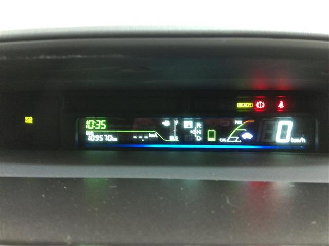 プリウスアルファ Ｓ　ハイブリッド　ワンオーナー　安全装備　横滑り防止機能　ＡＢＳ　エアバッグ　盗難防止装置　バックカメラ　ＥＴＣ　ミュージックプレイヤー接続可　ＣＤ　スマートキー　キーレス　フル装備　アルミホイール（11枚目）