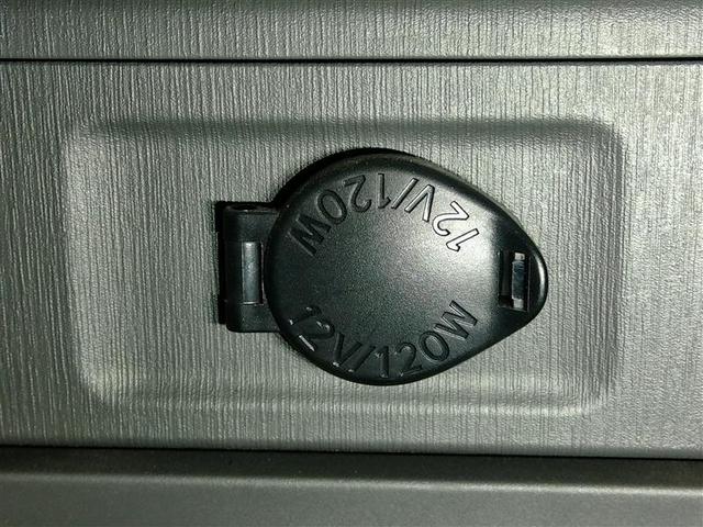 プリウスアルファ Ｓ　ハイブリッド　ワンオーナー　安全装備　横滑り防止機能　ＡＢＳ　エアバッグ　盗難防止装置　バックカメラ　ＥＴＣ　ミュージックプレイヤー接続可　ＣＤ　スマートキー　キーレス　フル装備　アルミホイール（16枚目）