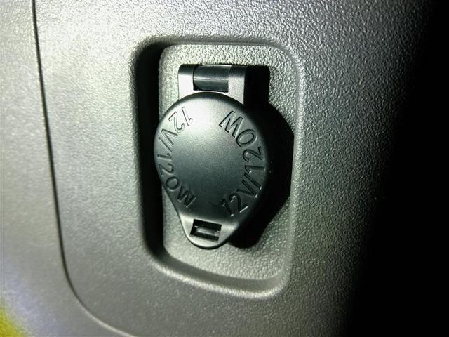 プリウスアルファ Ｓ　ハイブリッド　ワンオーナー　安全装備　横滑り防止機能　ＡＢＳ　エアバッグ　盗難防止装置　バックカメラ　ＥＴＣ　ミュージックプレイヤー接続可　ＣＤ　スマートキー　キーレス　フル装備　アルミホイール（27枚目）