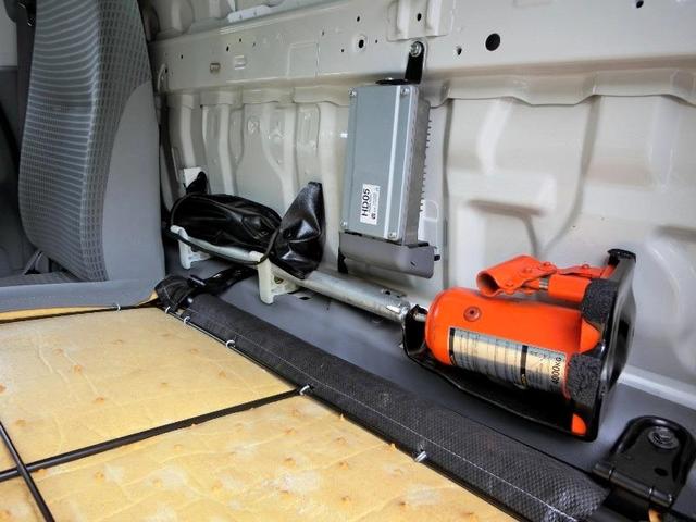 ダイナトラック ベースグレード　横滑り防止機能　ＡＢＳ　エアバッグ　アイドリングストップ　ＥＴＣ　ミュージックプレイヤー接続可　ＣＤ　フル装備　オートマ（21枚目）