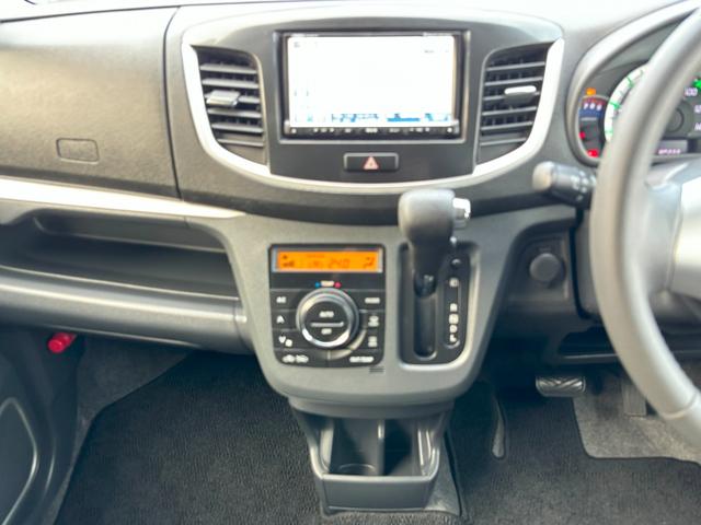 ワゴンＲスティングレー Ｘ　車検　２年　付き　ナビ　ＴＶ　ＥＴＣ　オートライト　ＨＩＤヘッドライト　フォグランプ　革ハンドル　スマートキー（２個）　プッシュスタート　盗難防止システム　１４インチ純正アルミホイール（24枚目）