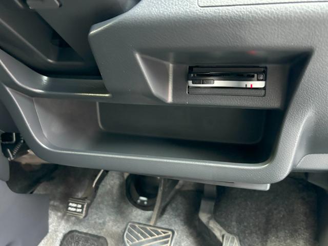 ワゴンＲスティングレー Ｘ　車検　２年　付き　ナビ　ＴＶ　ＥＴＣ　オートライト　ＨＩＤヘッドライト　フォグランプ　革ハンドル　スマートキー（２個）　プッシュスタート　盗難防止システム　１４インチ純正アルミホイール（55枚目）