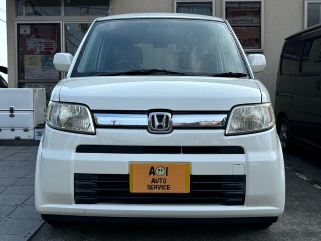 ゼスト Ｇ　車検　２年　付き　タイミングベルト交換済み　社外ＣＤ　キーレスエントリー　合鍵なし　電動格納ドアミラー　ドアバイザー　フロアマット（6枚目）