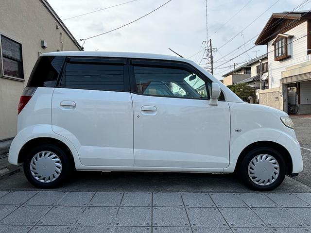 ゼスト Ｇ　車検　２年　付き　タイミングベルト交換済み　社外ＣＤ　キーレスエントリー　合鍵なし　電動格納ドアミラー　ドアバイザー　フロアマット（16枚目）