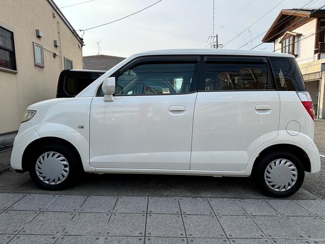 ゼスト Ｇ　車検　２年　付き　タイミングベルト交換済み　社外ＣＤ　キーレスエントリー　合鍵なし　電動格納ドアミラー　ドアバイザー　フロアマット（17枚目）