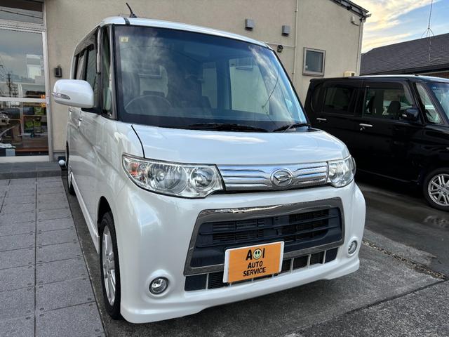 タント カスタムＲＳ　車検　２年　付き　　左後ろ電動スライドドア　１５インチ純正アルミホイール　国産タイヤ　スマートキー（合鍵なし）　社外オーディオ　ドアバイザー　フロアマット（4枚目）