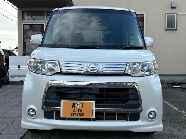 タント カスタムＲＳ　車検　２年　付き　　左後ろ電動スライドドア　１５インチ純正アルミホイール　国産タイヤ　スマートキー（合鍵なし）　社外オーディオ　ドアバイザー　フロアマット（6枚目）