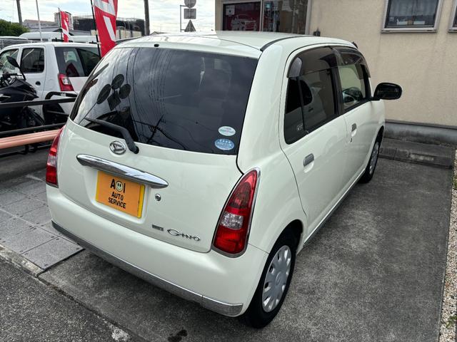 ミラジーノ Ｘ　車検　令和８年９月２０日　まで　走行７８，２００ｋｍ　ＥＴＣ　社外ＣＤ　キーレス　ドアバイザー　フロアマット（10枚目）