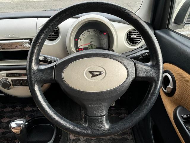 ミラジーノ Ｘ　車検　令和８年９月２０日　まで　走行７８，２００ｋｍ　ＥＴＣ　社外ＣＤ　キーレス　ドアバイザー　フロアマット（19枚目）