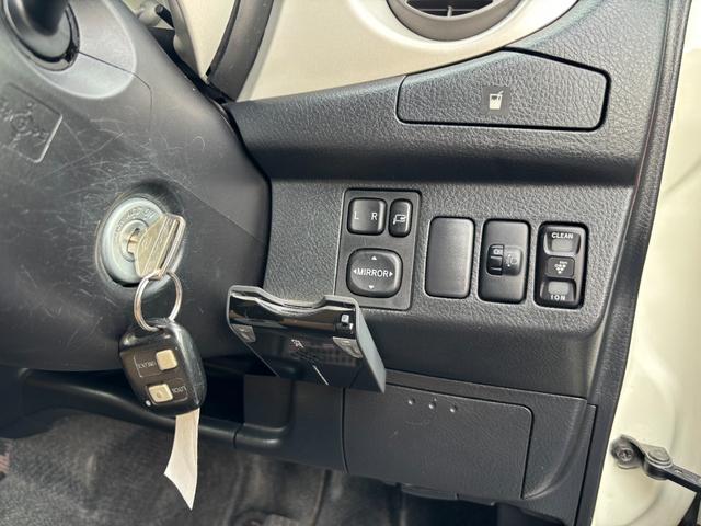 ミラジーノ Ｘ　車検　令和８年９月２０日　まで　走行７８，２００ｋｍ　ＥＴＣ　社外ＣＤ　キーレス　ドアバイザー　フロアマット（47枚目）