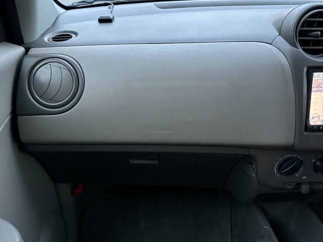 キャロル GII 車検 2年 付き ワンオーナー ナビ ワンセグ 5速マニュアル 5MT 13インチ社外アルミホイール 国産タイヤ 記録簿 キーレス 電動格納ドアミラー ドアバイザー フロアマット(25枚目)