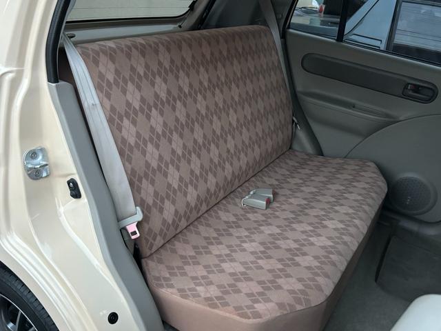 キャロル GII 車検 2年 付き ワンオーナー ナビ ワンセグ 5速マニュアル 5MT 13インチ社外アルミホイール 国産タイヤ 記録簿 キーレス 電動格納ドアミラー ドアバイザー フロアマット(36枚目)