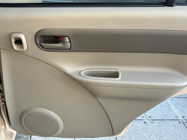 キャロル GII 車検 2年 付き ワンオーナー ナビ ワンセグ 5速マニュアル 5MT 13インチ社外アルミホイール 国産タイヤ 記録簿 キーレス 電動格納ドアミラー ドアバイザー フロアマット(43枚目)