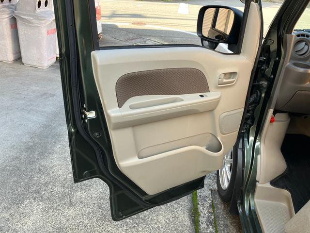 エブリイ ジョインターボ ETC ナビ TV キーレスエントリー 電動格納ミラー MT 盗難防止システム ABS CD DVD再生 アルミホイール 衝突安全ボディ エアコン パワーステアリング パワーウィンドウ(27枚目)