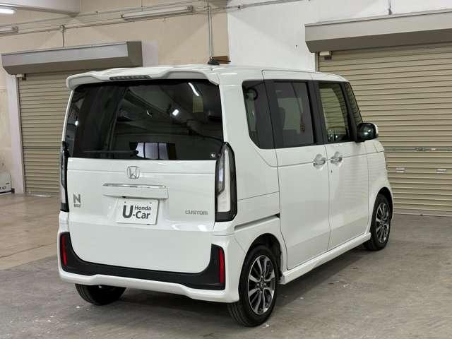 Ｎ－ＢＯＸカスタム 　ナビ　フルセグ　Ｂカメラ　ＥＴＣ　ＬＥＤ　ＡＷ　両側（片側のみ電動）スライドドア　スマートキー　ベンチシート　シートヒーター　フルフラットシート　ミュージックプレイヤー接続可　衝突被害軽減ブレーキ（8枚目）