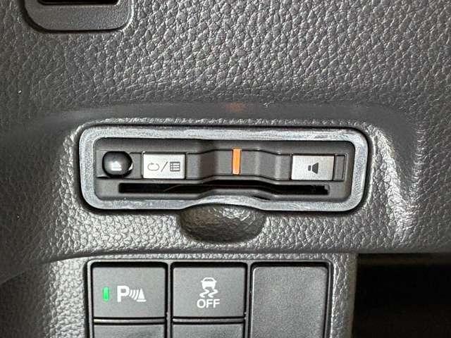 Ｎ－ＢＯＸカスタム Ｌターボ　ナビ　フルセグ　Ｂカメラ　ＥＴＣ　ＬＥＤ　ＡＷ　フロントフォグランプ　両側（電動）スライドドア　スマートキー　ベンチシート　シートヒーター　過給器設定モデル　ＤＶＤ　ＣＤ　ミュージックサーバー（20枚目）