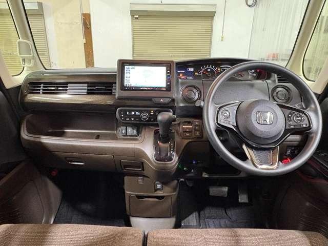 N-BOX L コーディネートスタイル ナビ フルセグ Bカメラ ETC LED 両側(電動)スライドドア スマートキー ベンチシート シートヒーター DVD CD ミュージックサーバー ミュージックプレイヤー接続可 ドライブレコーダー(3枚目)