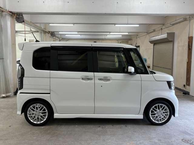 Ｎ－ＢＯＸカスタム Ｌターボ　ナビ　フルセグ　Ｂカメラ　ＥＴＣ　ＬＥＤ　ＡＷ　フロントフォグランプ　両側（電動）スライドドア　スマートキー　ベンチシート　シートヒーター　ＤＶＤ　ＣＤ　ミュージックサーバー　ドライブレコーダー（7枚目）