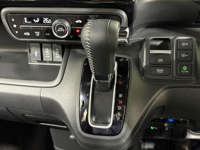 Ｎ－ＢＯＸカスタム Ｌターボ　ナビ　フルセグ　Ｂカメラ　ＥＴＣ　ＬＥＤ　ＡＷ　フロントフォグランプ　両側（電動）スライドドア　スマートキー　ベンチシート　シートヒーター　ＤＶＤ　ＣＤ　ミュージックサーバー　ドライブレコーダー（18枚目）