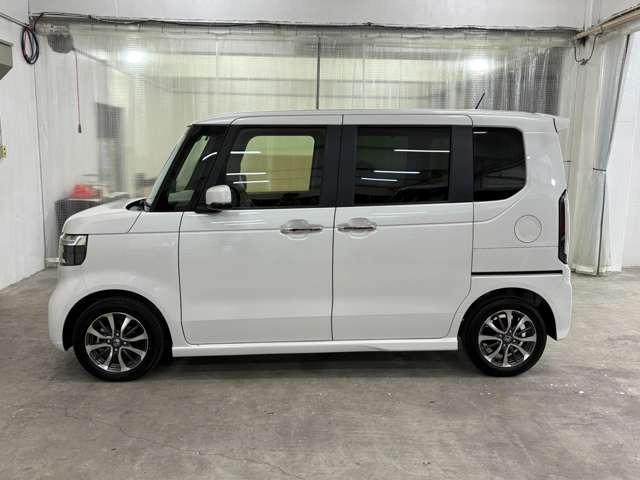 N-BOXカスタム ナビ フルセグ Bカメラ ETC LED AW 両側(電動)スライドドア スマートキー ベンチシート シートヒーター ミュージックプレイヤー接続可 衝突被害軽減ブレーキ レーンキープアシスト(8枚目)