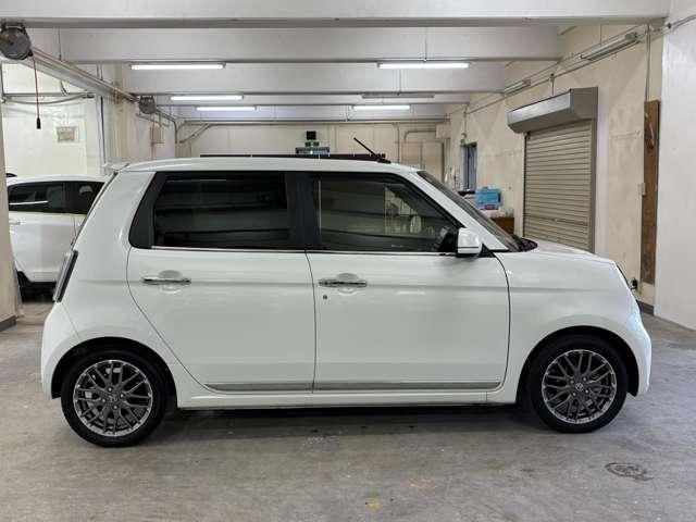 Ｎ－ＯＮＥ プレミアム　ツアラー　ナビ　フルセグ　Ｂカメラ　ＥＴＣ　ＬＥＤ　ＡＷ　ミュージックプレイヤー接続可　シートヒーター　スマートキー　衝突被害軽減ブレーキ（7枚目）