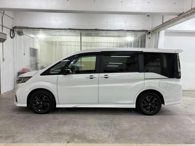 ステップワゴンスパーダ スパーダ・クールスピリット　ホンダセンシングブラスタ　１年間走行距離無制限保証付き　４ＷＤ　ナビ　フルセグ　マルチビューカメラ　ＥＴＣ　ＬＥＤ　ＡＷ　ドライブレコーダー　シートヒーター　３列シート（8枚目）