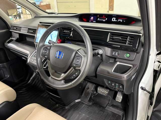 ステップワゴンスパーダ スパーダ・クールスピリット　ホンダセンシングブラスタ　１年間走行距離無制限保証付き　４ＷＤ　ナビ　フルセグ　マルチビューカメラ　ＥＴＣ　ＬＥＤ　ＡＷ　ドライブレコーダー　シートヒーター　３列シート（13枚目）