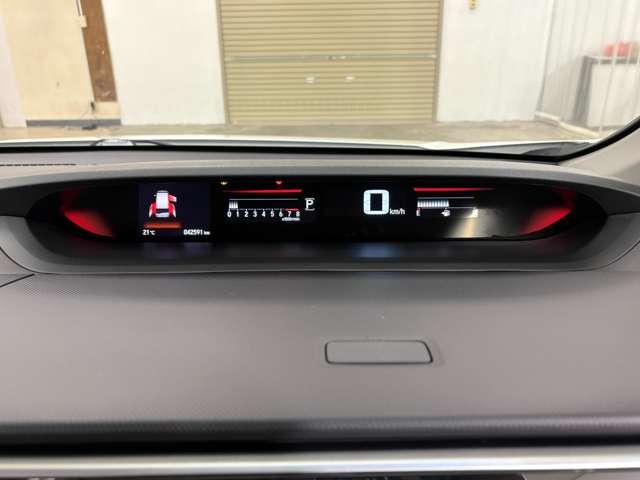 ステップワゴンスパーダ スパーダ・クールスピリット　ホンダセンシングブラスタ　１年間走行距離無制限保証付き　４ＷＤ　ナビ　フルセグ　マルチビューカメラ　ＥＴＣ　ＬＥＤ　ＡＷ　ドライブレコーダー　シートヒーター　３列シート（15枚目）