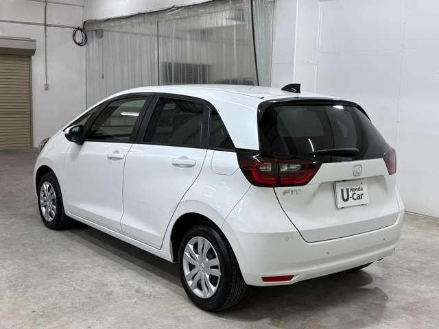 フィット ホーム ナビ フルセグ Bカメラ ETC LED ミュージックプレイヤー接続可 スマートキー 衝突被害軽減ブレーキ 盗難防止装置 アダプティブクルーズコントロール(2枚目)