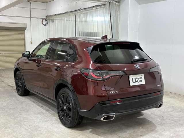ＺＲ－Ｖ ｅ：ＨＥＶ　Ｚ特別仕様車ブラックスタイル　ナビ　フルセグ　マルチビューカメラ　ＥＴＣ　ＬＥＤ　ＡＷ　スマートキー　電動シート　シートヒーター　本革シート　ミュージックプレイヤー接続可　ディスプレイオーディオ　アルミホイール（2枚目）