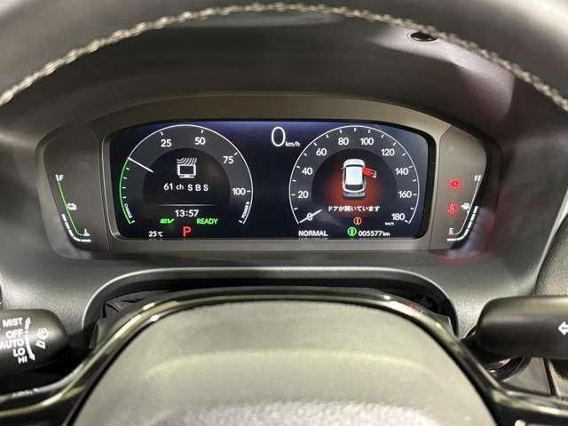 ＺＲ－Ｖ ｅ：ＨＥＶ　Ｚ特別仕様車ブラックスタイル　ナビ　フルセグ　マルチビューカメラ　ＥＴＣ　ＬＥＤ　ＡＷ　スマートキー　電動シート　シートヒーター　本革シート　ミュージックプレイヤー接続可　ディスプレイオーディオ　アルミホイール（15枚目）
