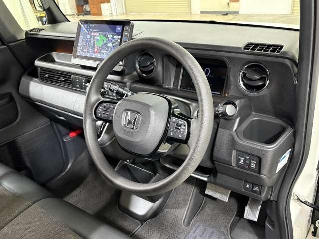 Ｎ－ＢＯＸカスタム 　ナビ　フルセグ　Ｂカメラ　ＥＴＣ　ＬＥＤ　ＡＷ　両側電動スライドドア　フルフラットシート　シートヒーター　ベンチシート　ＤＶＤ　ＣＤ（13枚目）