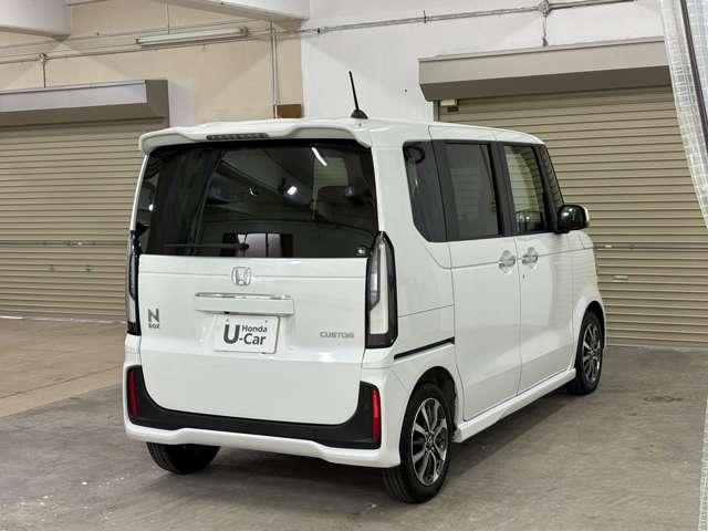 Ｎ－ＢＯＸカスタム 　試乗車入替車　ナビ　フルセグ　Ｂカメラ　ＥＴＣ　ＬＥＤ　ＡＷ　ミュージックプレイヤー接続可　シートヒーター　フルフラットシート　スマートキー（9枚目）