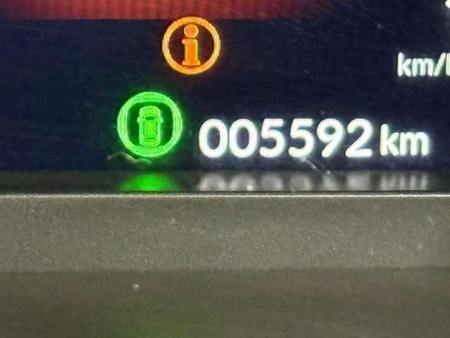 ＺＲ－Ｖ Ｘ　ナビ　フルセグ　マルチビューカメラ　ＥＴＣ　ＬＥＤ　ＡＷ　スマートキー　ミュージックプレイヤー接続可　衝突被害軽減ブレーキ　アダプティブクルーズコントロール　レーンキープアシスト　障害物センサー（14枚目）