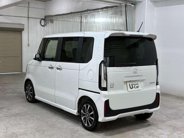 Ｎ－ＢＯＸカスタム 　ナビ　Ｂカメラ　ＥＴＣ　ＬＥＤ　ＡＷ　両側（電動）スライドドア　スマートキー　ベンチシート　シートヒーター　フルフラットシート　ミュージックプレイヤー接続可　衝突被害軽減ブレーキ　レーンキープアシスト（2枚目）