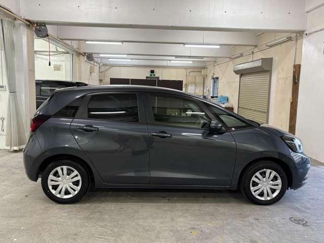 フィット ホーム　ナビ　フルセグ　Ｂカメラ　ＥＴＣ　ＬＥＤ　ミュージックプレイヤー接続可　スマートキー　衝突被害軽減ブレーキ　横滑り防止装置　盗難防止装置（7枚目）